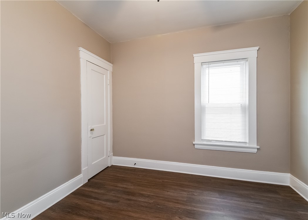 18436 Sloane Avenue Lakewood OH 44107