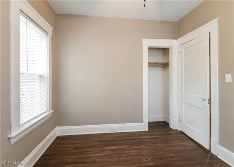 18436 Sloane Avenue Lakewood OH 44107