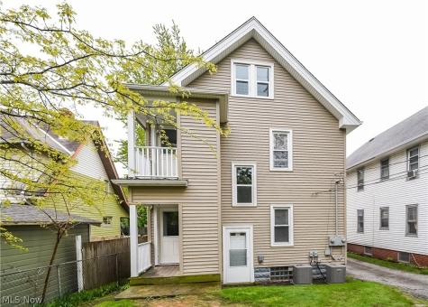 18436 Sloane Avenue Lakewood OH 44107