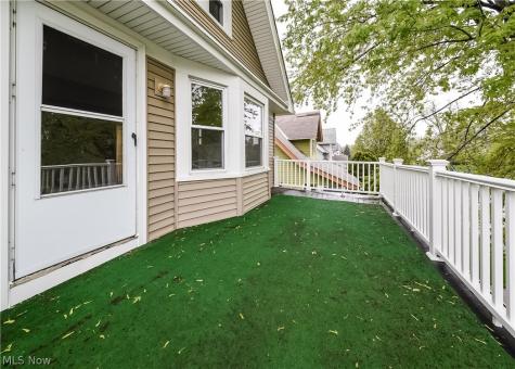 18436 Sloane Avenue Lakewood OH 44107
