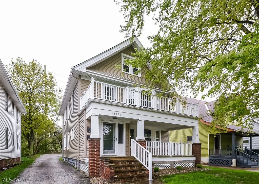 18436 Sloane Avenue Lakewood OH 44107