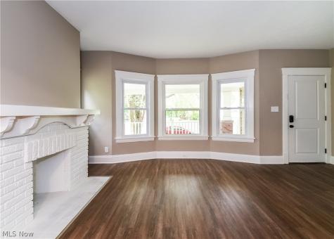 18436 Sloane Avenue Lakewood OH 44107