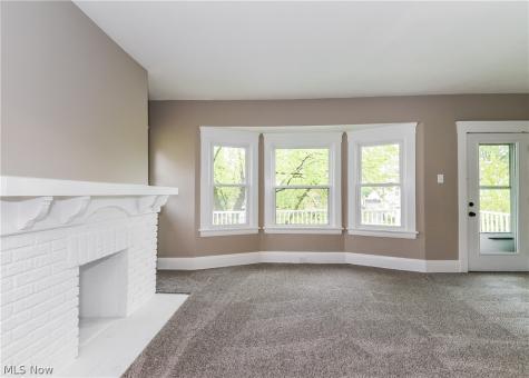 18436 Sloane Avenue Lakewood OH 44107