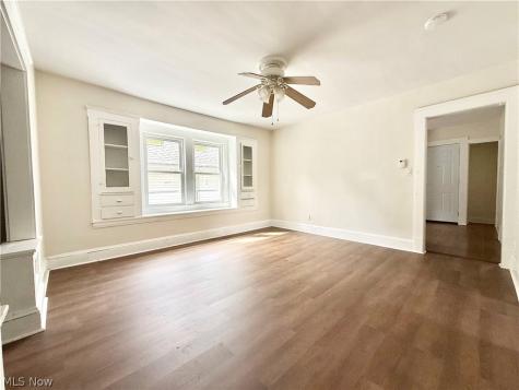 9617 Mount Auburn Avenue Cleveland OH 44104
