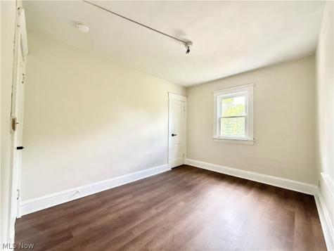 9617 Mount Auburn Avenue Cleveland OH 44104