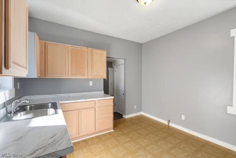 290-292 E South Street Akron OH 44311