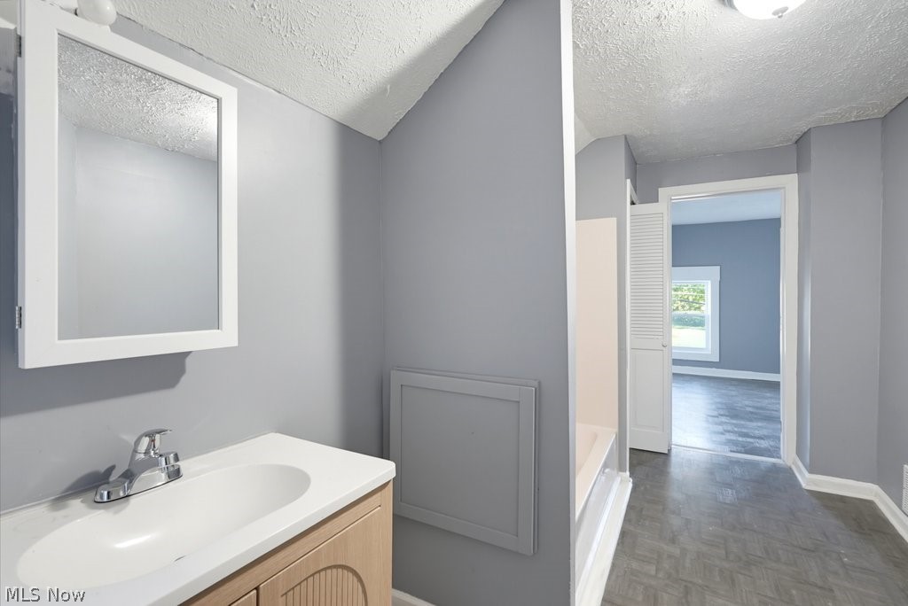 290-292 E South Street Akron OH 44311
