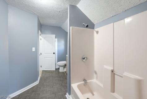 290-292 E South Street Akron OH 44311