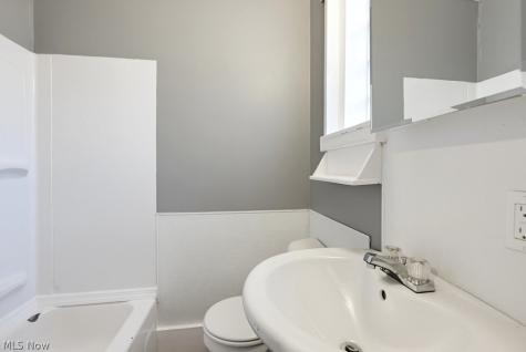 290-292 E South Street Akron OH 44311