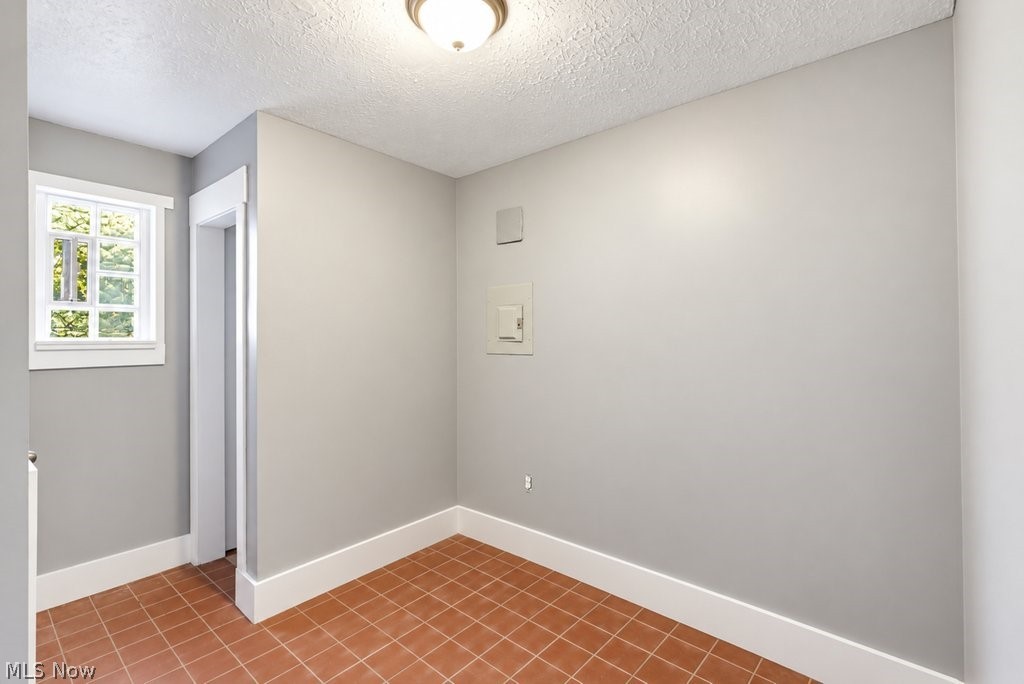 290-292 E South Street Akron OH 44311