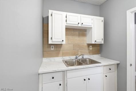 290-292 E South Street Akron OH 44311