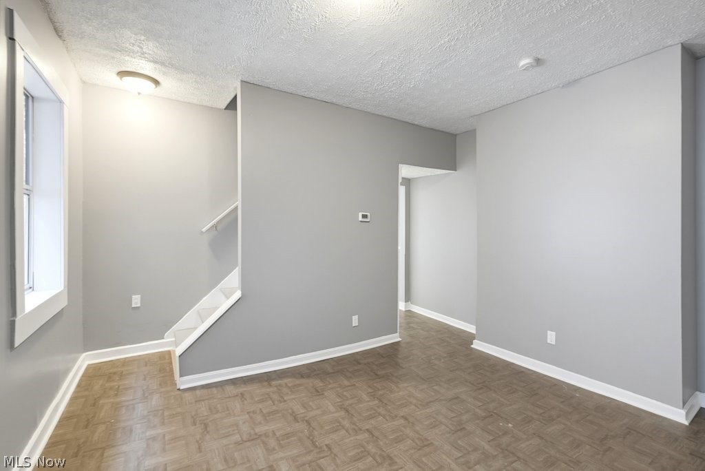 290-292 E South Street Akron OH 44311