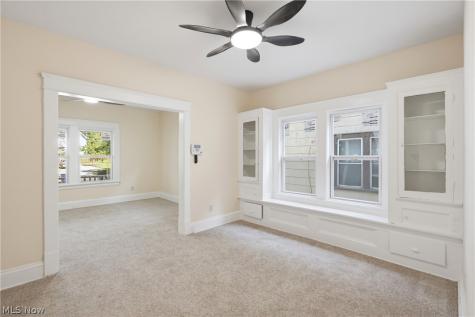 658 E 92nd Street Cleveland OH 44108