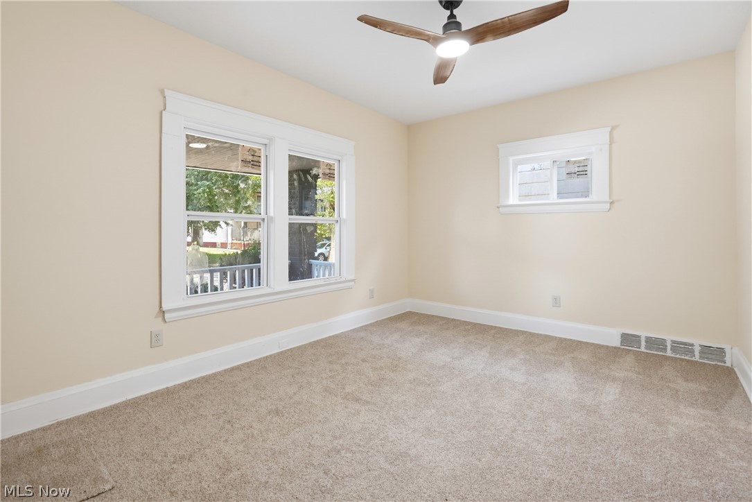 658 E 92nd Street Cleveland OH 44108