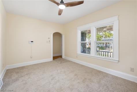 658 E 92nd Street Cleveland OH 44108