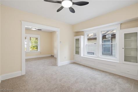 658 E 92nd Street Cleveland OH 44108