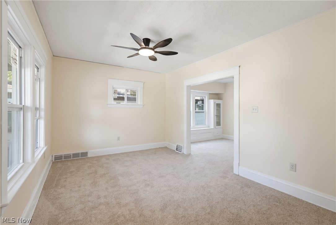 658 E 92nd Street Cleveland OH 44108