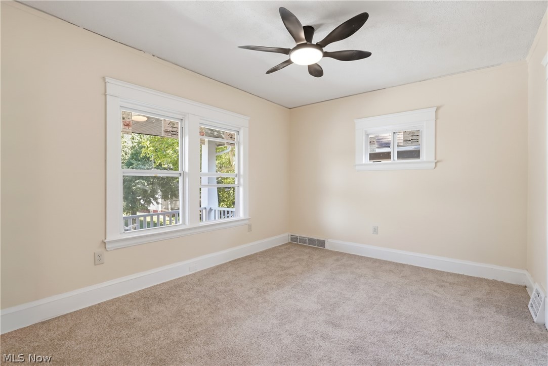 658 E 92nd Street Cleveland OH 44108