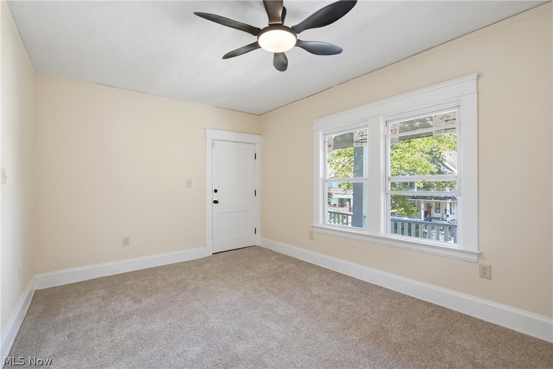 658 E 92nd Street Cleveland OH 44108