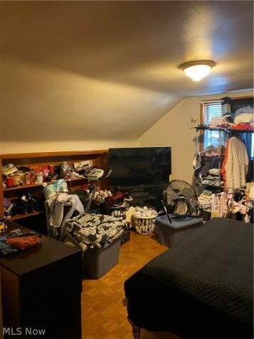 6622 Lansing Cleveland OH 44105