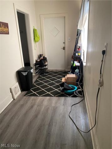 6622 Lansing Cleveland OH 44105