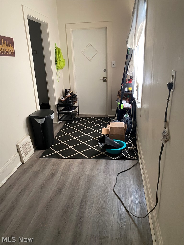 6622 Lansing Cleveland OH 44105