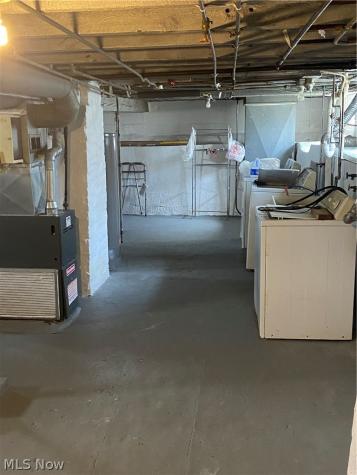 6622 Lansing Cleveland OH 44105
