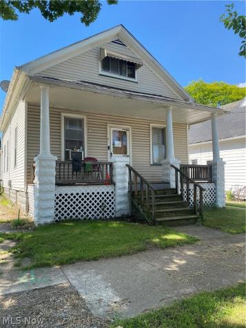 6622 Lansing Cleveland OH 44105
