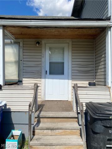 6622 Lansing Cleveland OH 44105