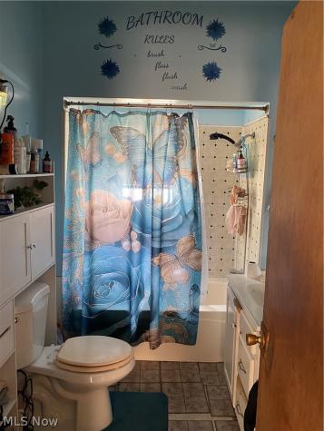 6622 Lansing Cleveland OH 44105