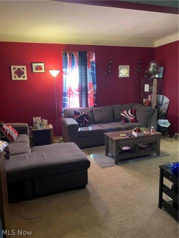 6622 Lansing Cleveland OH 44105