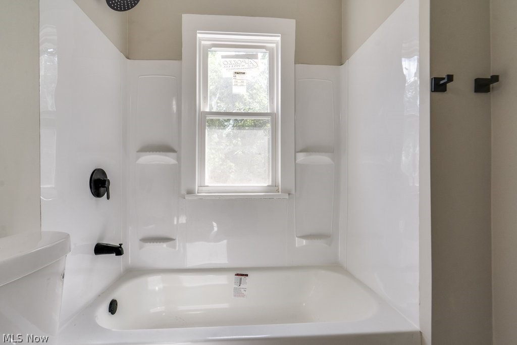 4131 E 146th Street Cleveland OH 44128