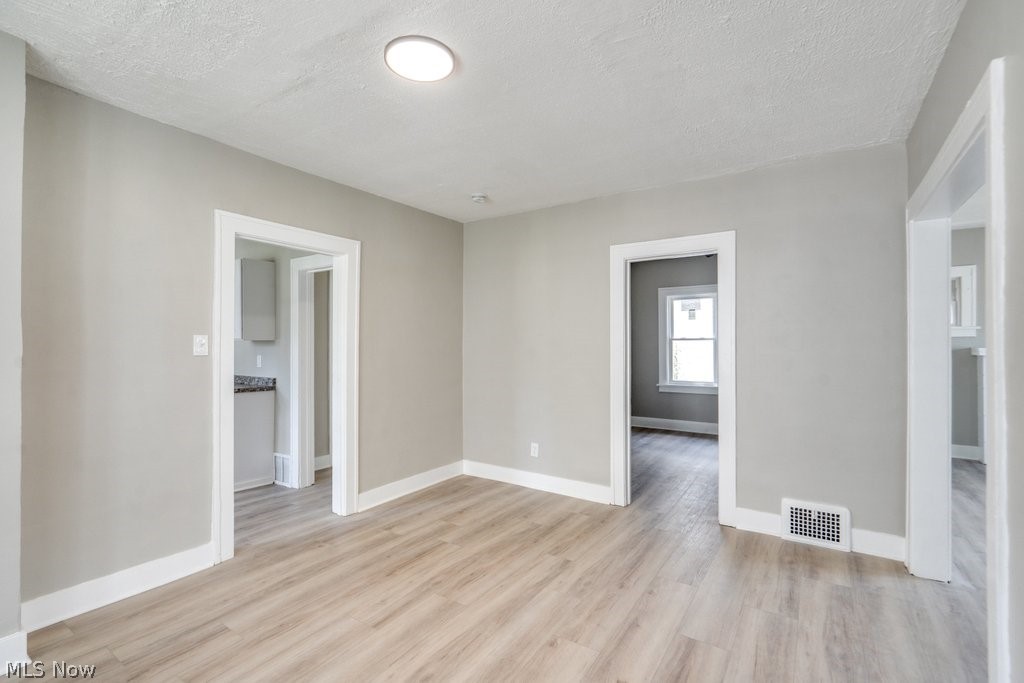 4131 E 146th Street Cleveland OH 44128