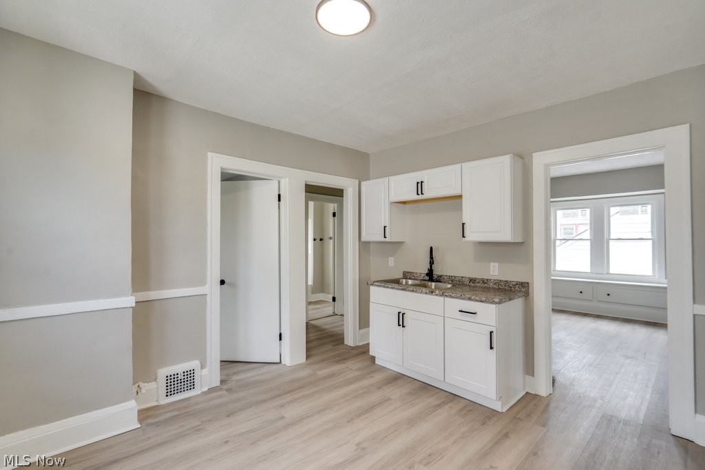 4131 E 146th Street Cleveland OH 44128