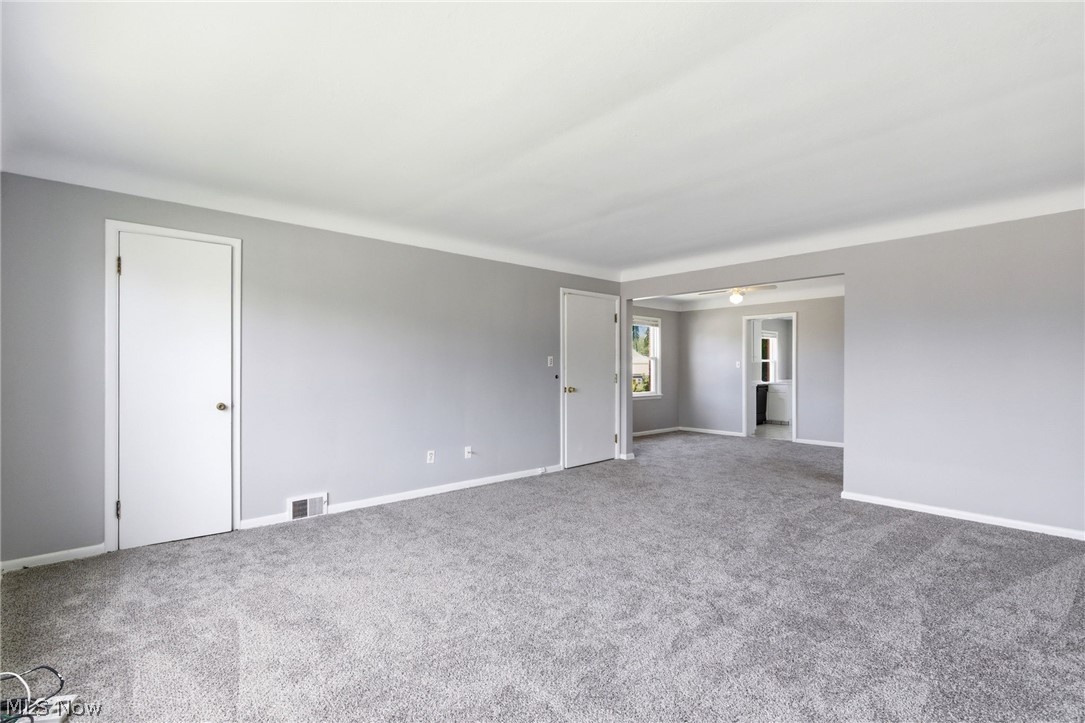 2341 Warrensville Center Road University Heights OH 44118