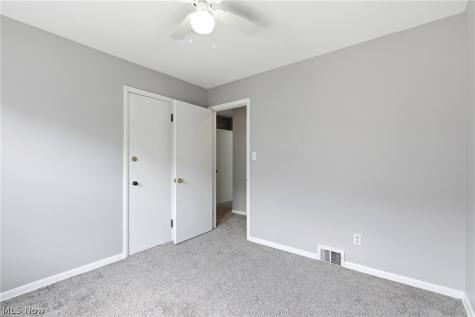 2341 Warrensville Center Road University Heights OH 44118