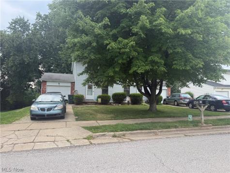 1453 Ellesmere Avenue NW North Canton OH 44720