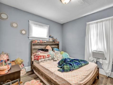 3515 W 100th Street Cleveland OH 44111