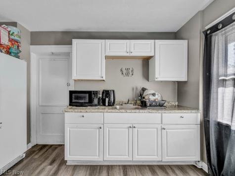 3515 W 100th Street Cleveland OH 44111