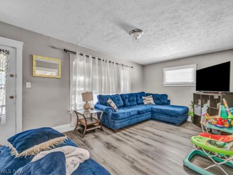 3515 W 100th Street Cleveland OH 44111