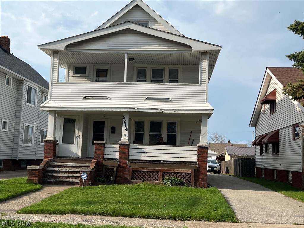 5214 Northcliff Avenue Cleveland OH 44144