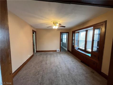 5214 Northcliff Avenue Cleveland OH 44144