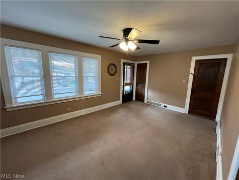 5214 Northcliff Avenue Cleveland OH 44144