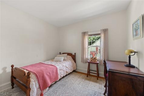 302-304 Ruth Street Bay Village OH 44140