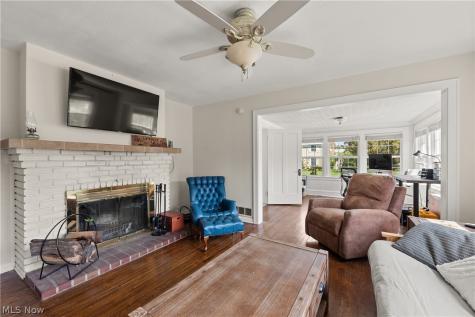 302-304 Ruth Street Bay Village OH 44140