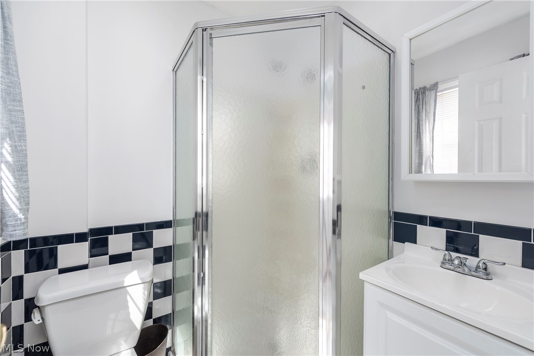 302-304 Ruth Street Bay Village OH 44140