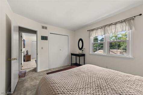 302-304 Ruth Street Bay Village OH 44140