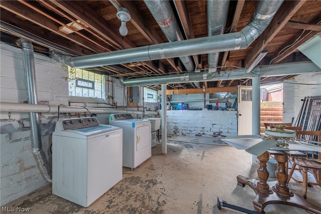 302-304 Ruth Street Bay Village OH 44140