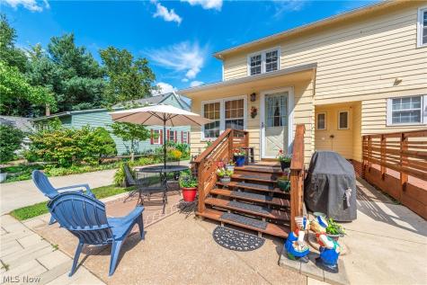 302-304 Ruth Street Bay Village OH 44140