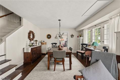 302-304 Ruth Street Bay Village OH 44140